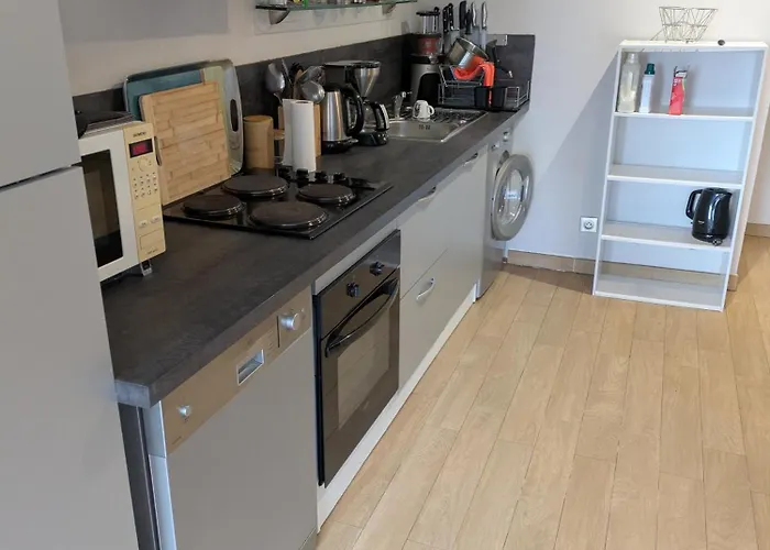 2 Pieces Piscine Prive Apartment *